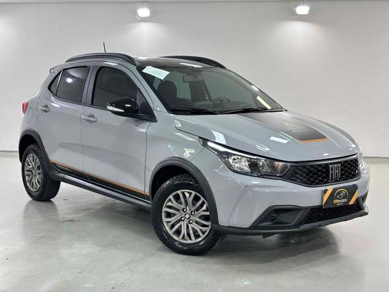 FIAT ARGO 1.3 FIREFLY FLEX TREKKING MANUAL FIAT ARGO 1.3 FIREFLY FLEX TREKKING MANUAL